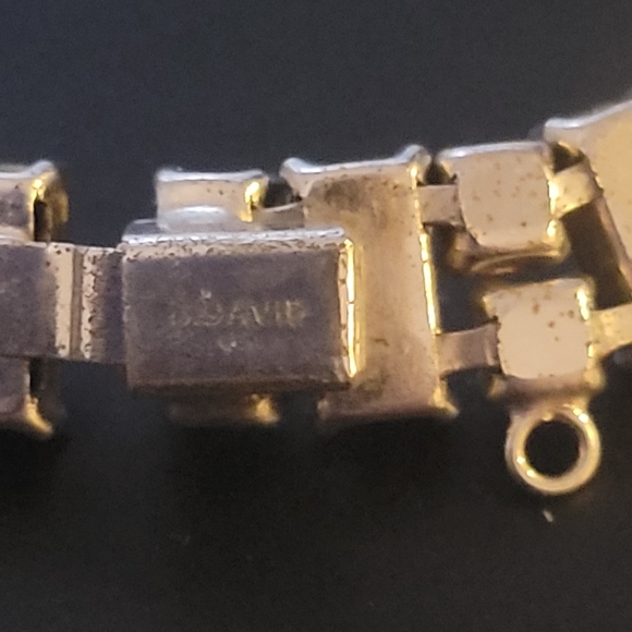 Signed Ruby Red Lucite & Austrian Crystal Bracelet - Picture 9 of 9